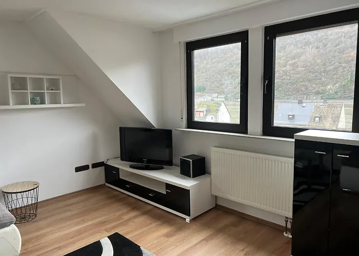 Malerisch Im Tal Der Loreley